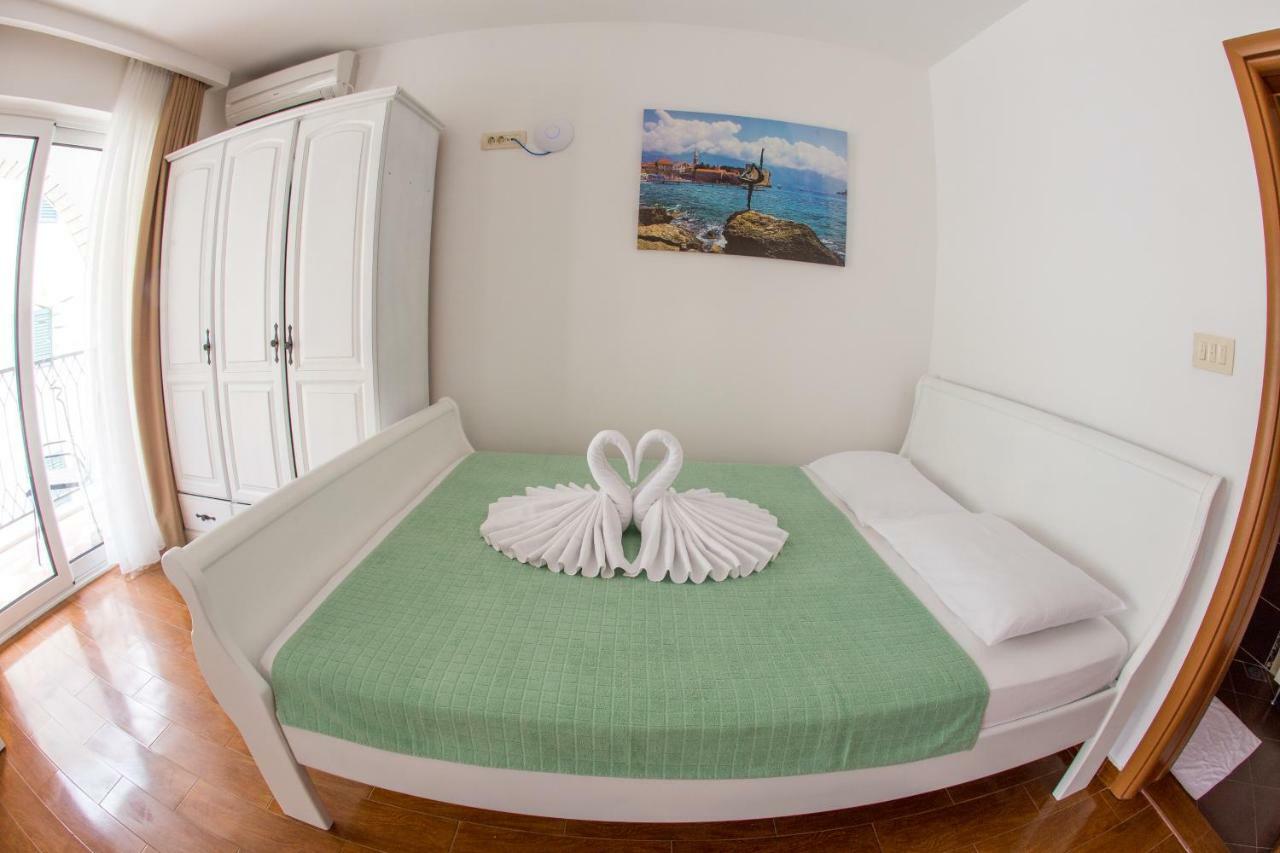 Villa DiEden Budva Exterior foto